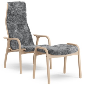 Swedese Lamino Sessel mit Fußhocker Hoch Lackiert Buche Eiche/Skandinavisches Grau/Schaffell