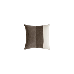 FORMARKIVET Big Logo Kissen 55x55 Beige/ Umbrabraun