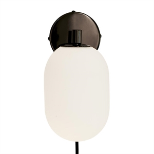 Watt & Veke Noor Wandlampe Opal/ Schwarz